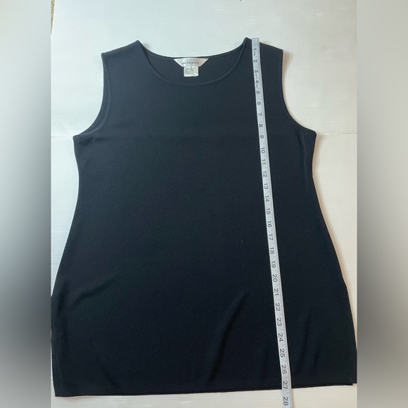 Exclusively Misook Shell Tank Top Set of 2 Black And Blue with Black Trim Size L - Picture 8 of 11